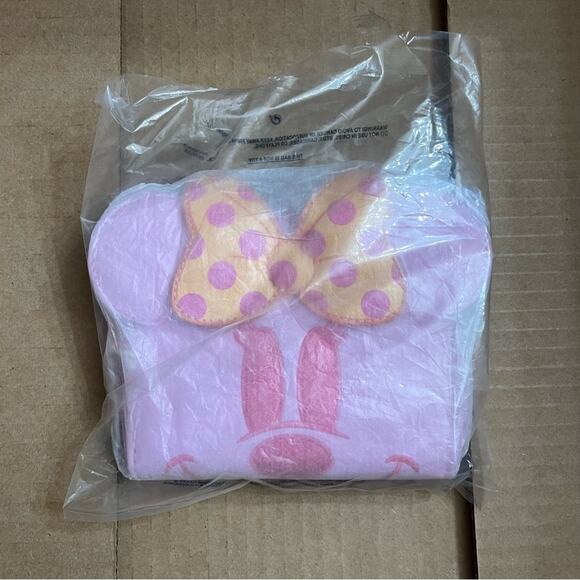 Loungefly Pastel Ghost Minnie Mouse Glow-in-the-Dark Zip Around Wallet - Picture 5 of 14